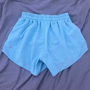 lululemon hotty hot shorts 4”